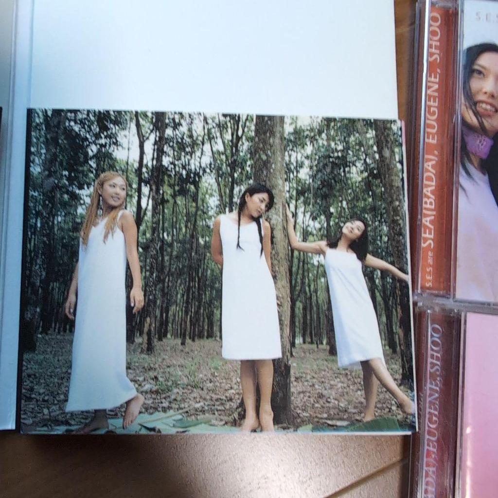 [USED] S.E.S. Surprise Reach Out PRIME S.E.S.