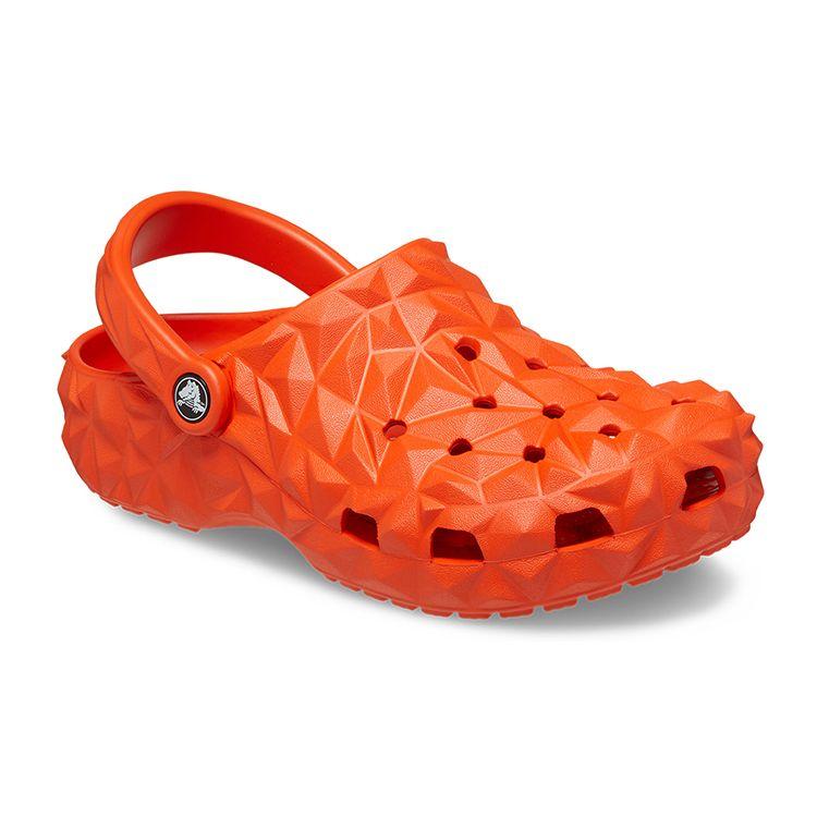 Crocs Классические геометрические клоги Lava для женщин 209563-84J