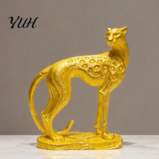 Artistic Shelf Decoration 3D Printed Cheetah Ornament, Modern Standing Leopard Sculpture, Decorative Contemporary Tabletop Accents Animal Figurine