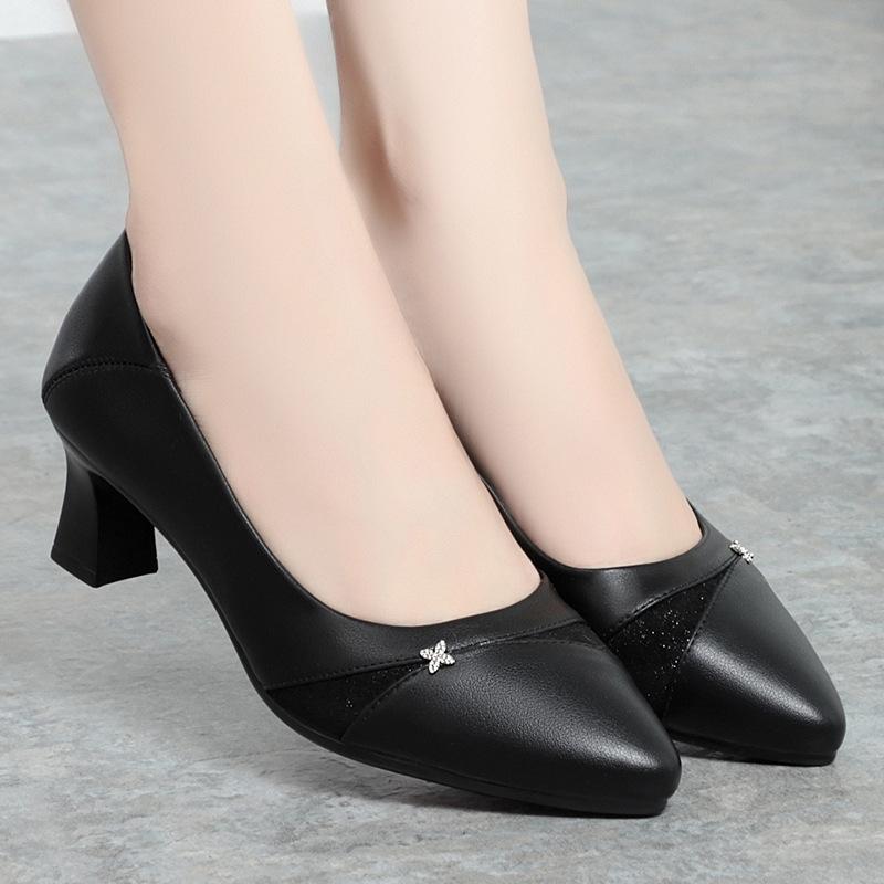 Мода Женская мода Черный искусственная кожа Весна Slip On квадратный каблук Туфли женские повседневные офисные туфли французский ретро мелкий рот темперамент