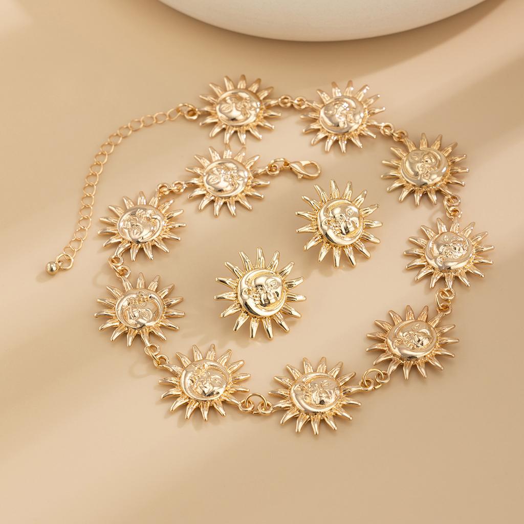 Light Luxury Style Sunflower Splicing Alloy Collarbone Chain Personalised Exaggerated Necklace Set Fashion Commuter Retro Travel Women's Necklace