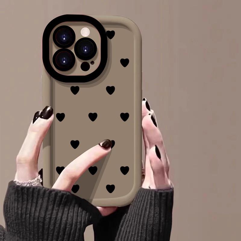 Black Hearts Are Suitable for Apple 16promax Mobile Phone Painted IPhone 14pro Silicone Puffs 15 13