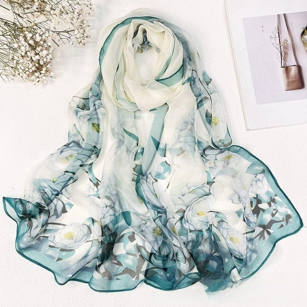 Sun-Resistant Beach Shawl Breathable Bandana Portable Sunscreen Hijab for Women