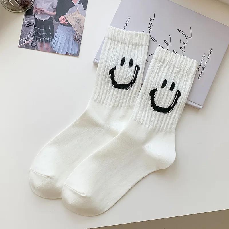 Милые носки женские модные повседневные уличные хлопковые носки средней длины для студентов в стиле колледжа, черно-белые серые носки