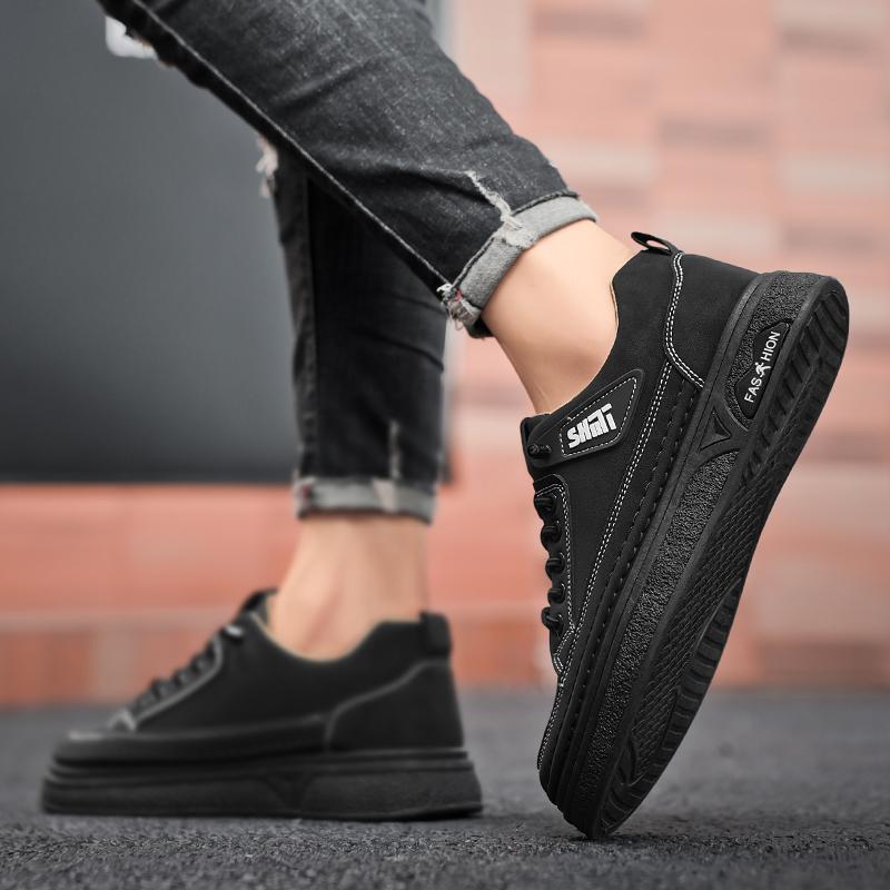 Sneakers Men New Casual Sneakers Light Platform Fashion Outdoor Autumn Versatile Casual Retro Board Shoes Tenis Para Hombre