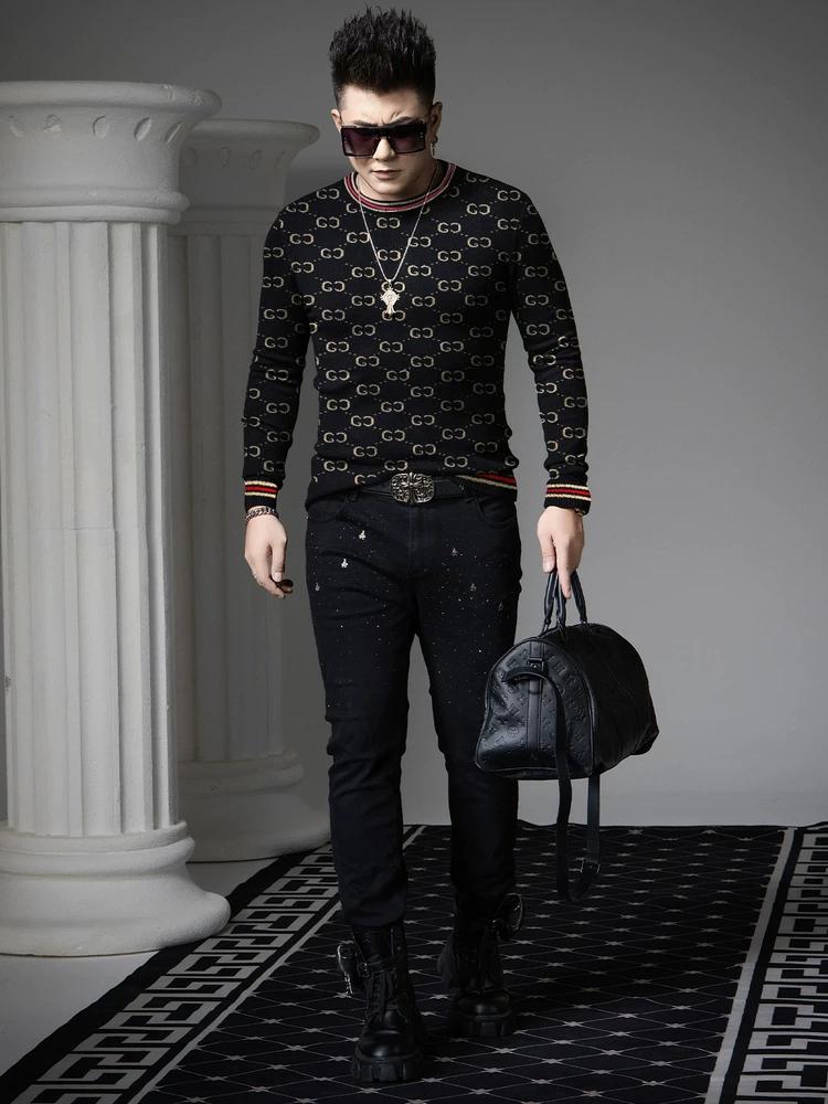 Ozhouzhan Men's Round neck sweater 2025 New Autumn and Winter Trendy Print Sweater Casual Knitted Bottoming Shirt