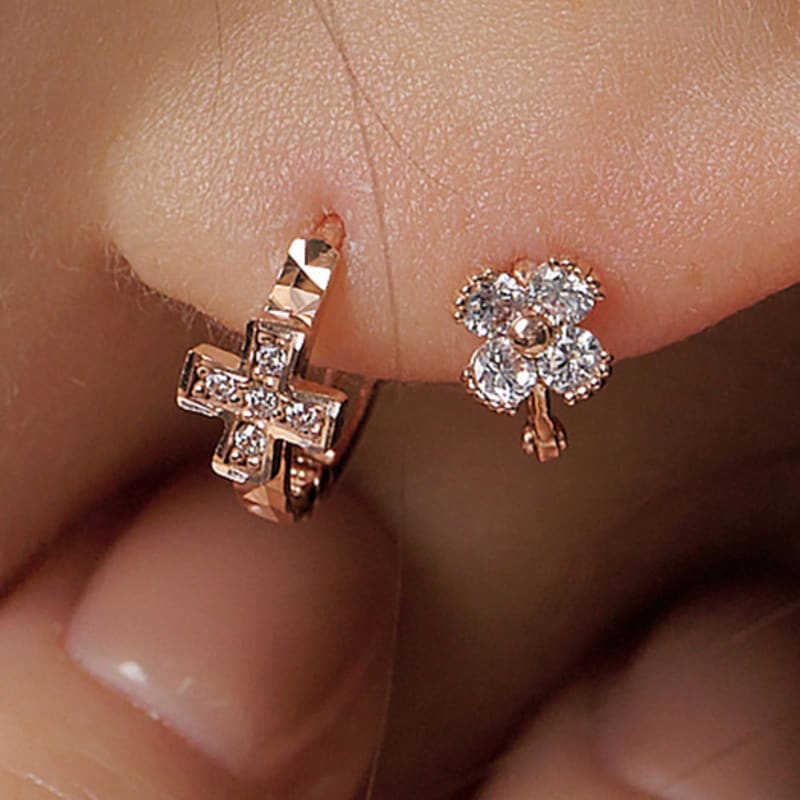 Own 18K Demue Flower Q Earrings (Single)