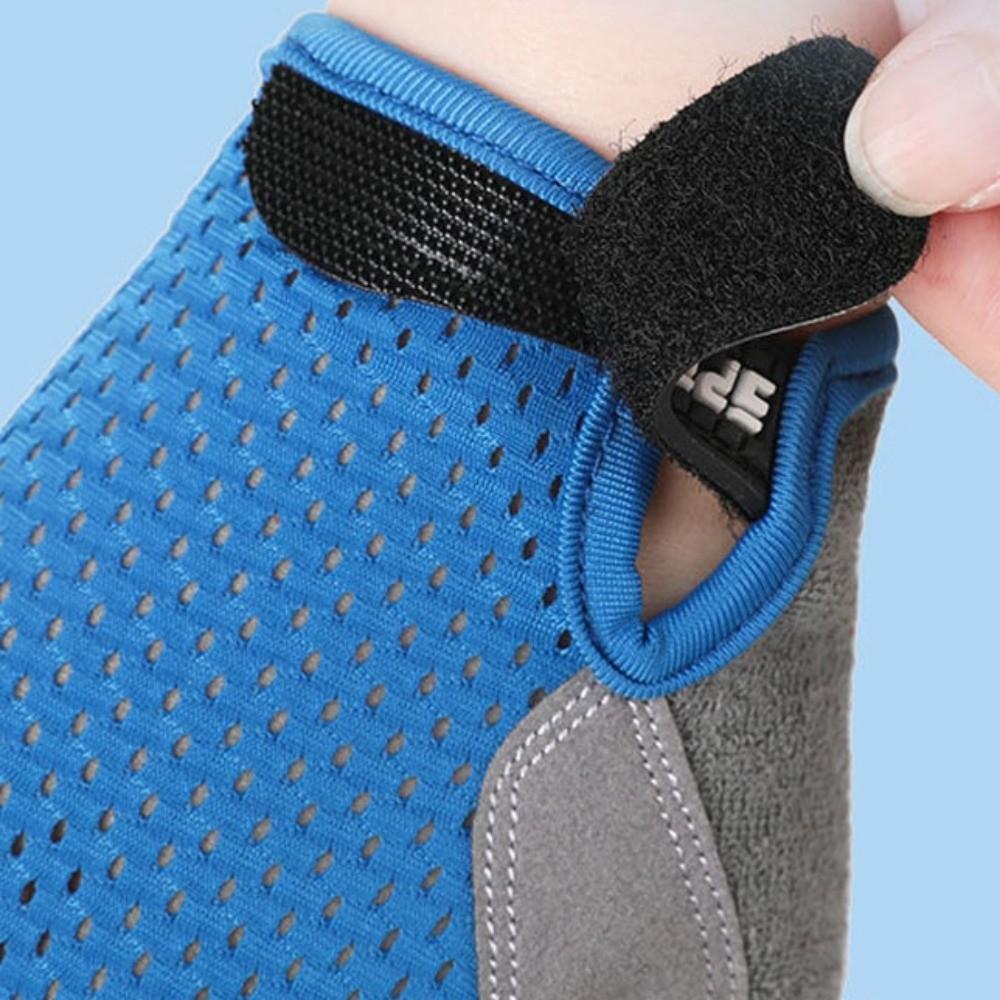 Half Finger Kids Sports Gloves Anti-Slip Kids Cycling Gloves Sports Equipment