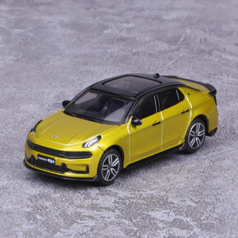 Ббураго 1:64 Lynk & Co 01 02 03 + 05 06 Литой Автомобиль Модель Автомобиля Металлическая Симуляция Металлическая Миниатюра Масштабные Транспортные Средства Коллекция Моделей Автомобилей