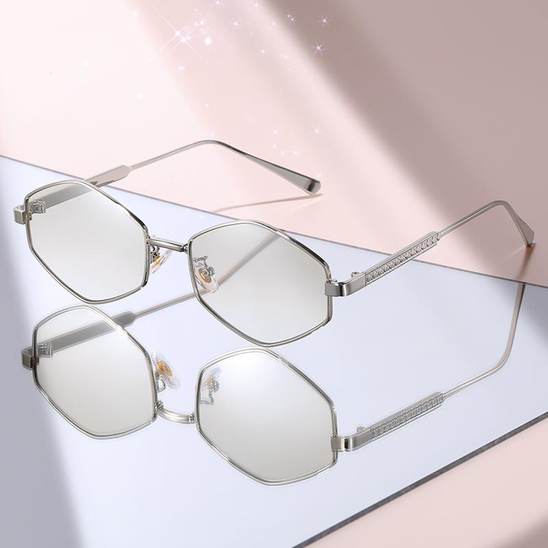 New Shiny Gold Geometric Sunglasses: Gradient Pink Lenses, Retro Octagon Frame for Beach & Fashion Outfits