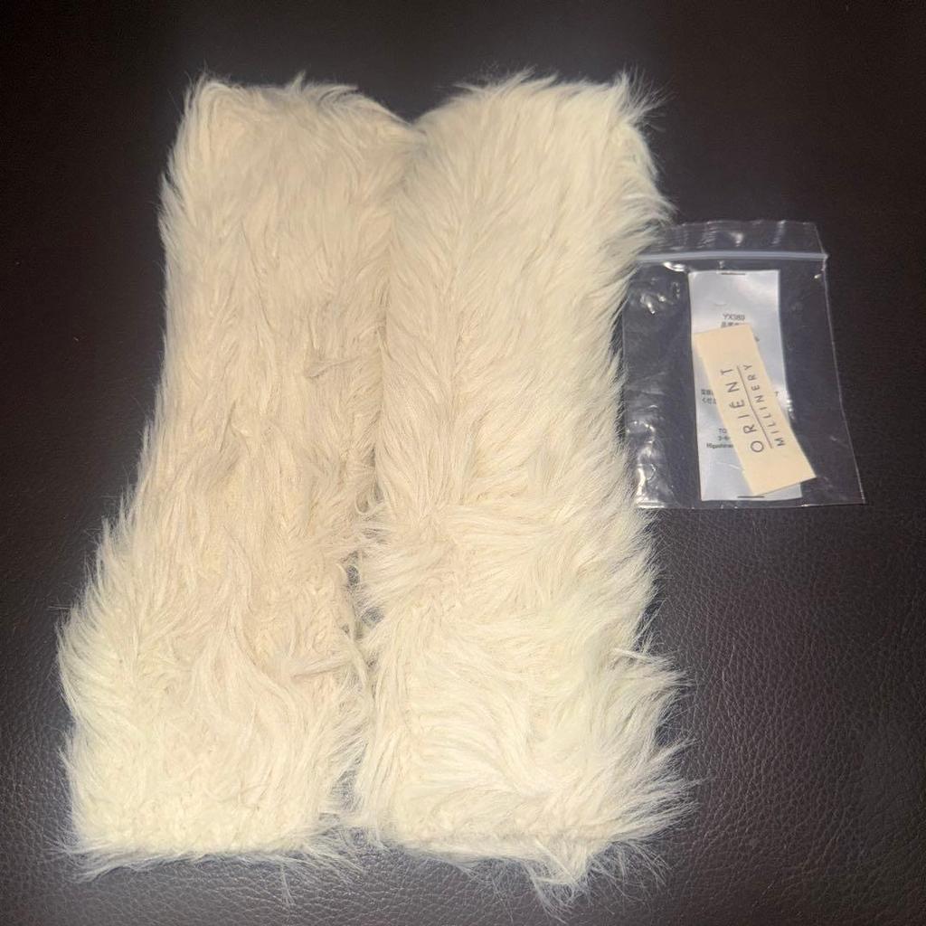 Used ORIENT MILLINERY Shaggy Arm Covers Ivory