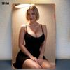 Ретро Блондинка в Черном Платье Металлическое Настенное Искусство, Винтажный Декор для Дома, Бара, Гостиной