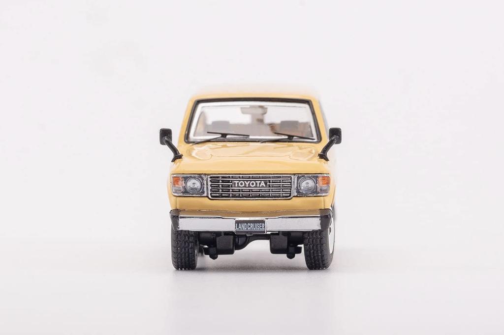 Gaincorp Products 1/64 Scale Toyota Land Cruiser 60 RHD Beige Finished Model KS-029-86