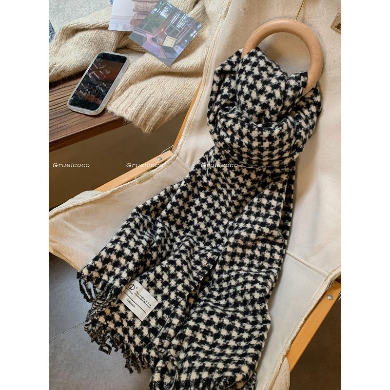 Autumn and Winter Contrasting Color Plaid Scarf Women's Winter Soft Cotton Comfortable Warm Student Knitted Fringed Long Shawl Scarf Tide