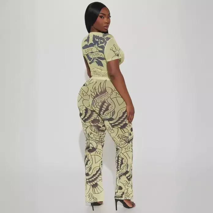 Летний повседневный костюм с коротким рукавом и принтом 2024 г.