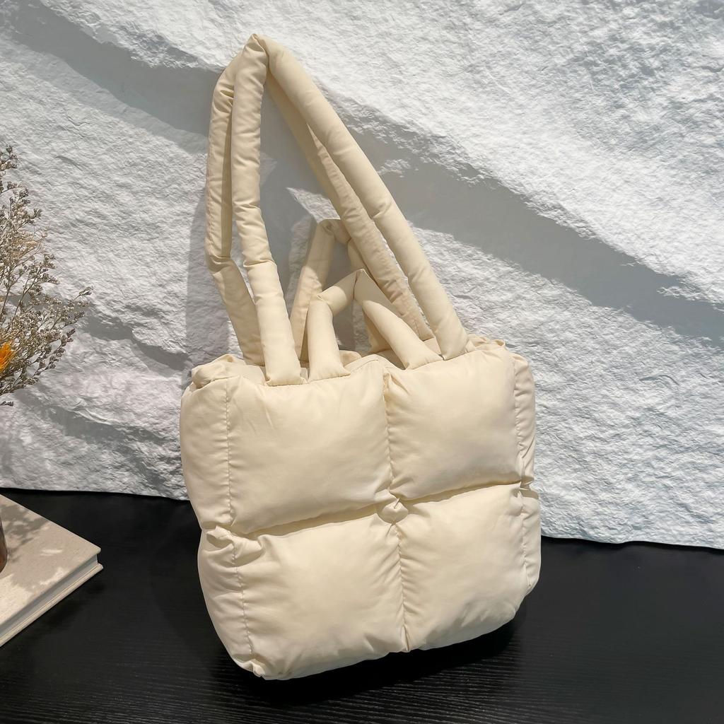 Korean Version of Large Capacity Versatile Fashion Bag Shoulder Bag Tote Bag Autumn and Winter