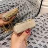 Модная мини-цепочка Декоративная сумка ПВХ Мундштук Красная сумка Высококачественный пенал Женские Сумки
