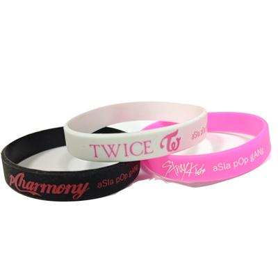 KPOP Стильный браслет, подходит для любого размера запястья.