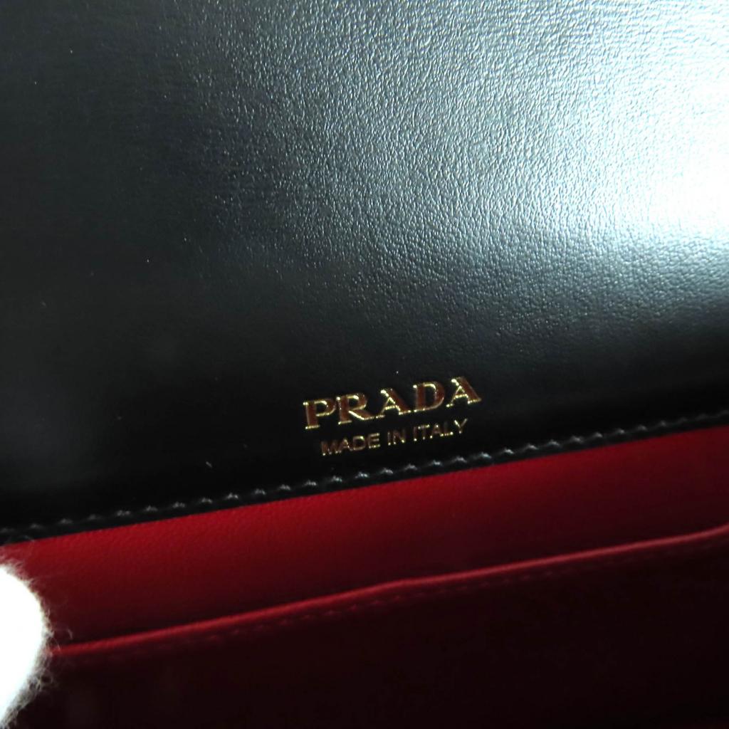 Отличная сумка PRADA через плечо Saffiano mini черная 1BP053 Б/у