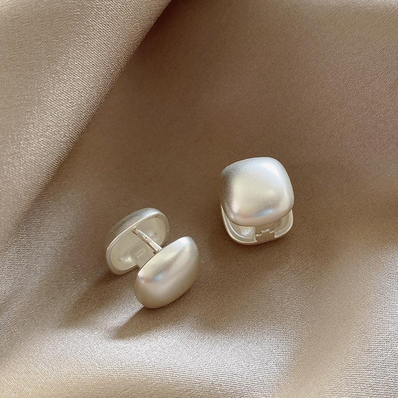 Trendy Brushed Matte Texture Geometric Earrings for Women Japanese and Korean Fashion Temperament Light Luxury Versatile Earring