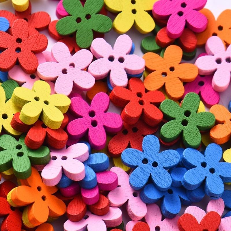 100pcs 14x15mm 2-hole Mixed Flower Wooden Decorative Buttons Suitable for Sewing Clip Arts and Craft