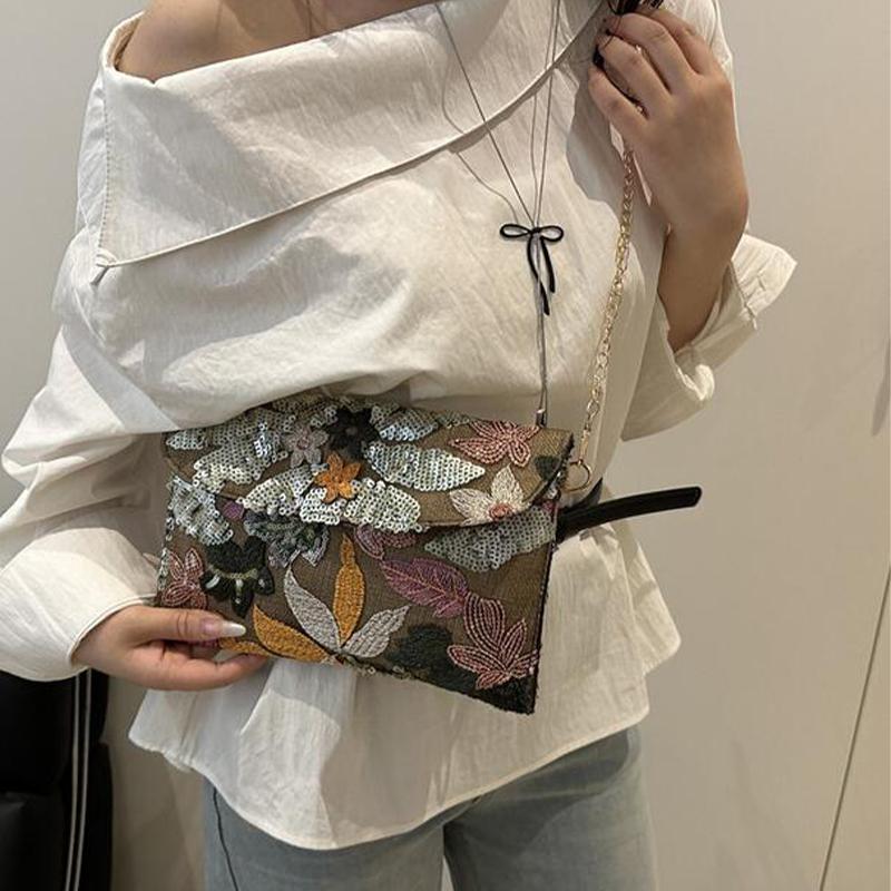 New Chinese Style Straw Woven Bag Versatile Chain Shoulder Crossbody Envelope Sequin Beaded Floral Embroidery Evening Clutch