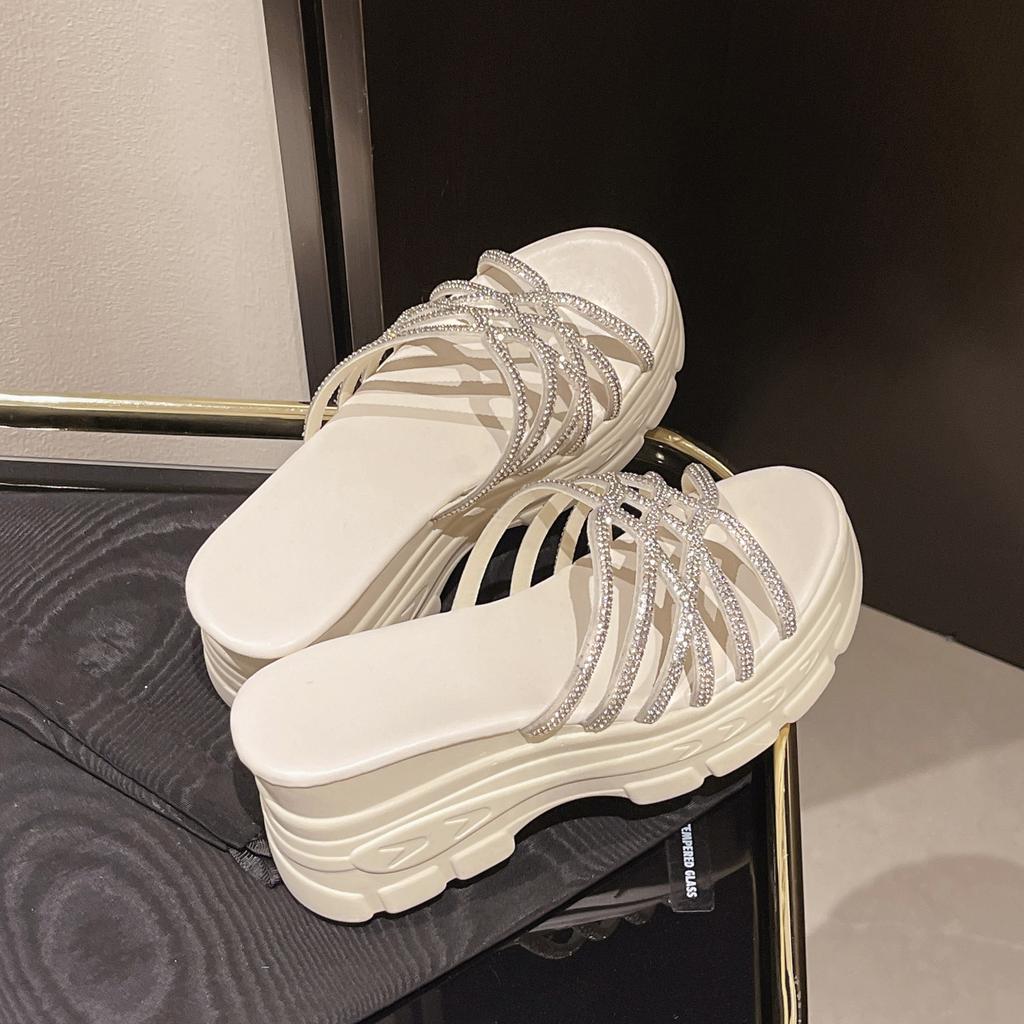 Thick-soled Wedge Slippers Women's Summer 2024 New Non-slip Outer Wear One-word Slippers Popular Casual Beach Sandals