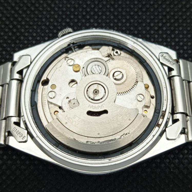 USED VINTAGE SEIKO 5 AUTOMATIC 7019A JAPAN MENS D/D RED WATCH 621c-a415317-2 SKU621c-a415317
