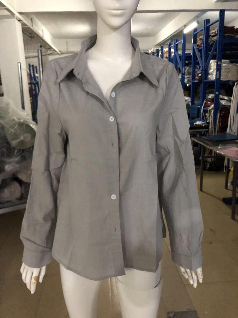 Свободная льняная рубашка с длинным рукавом в европейском и американском стиле для женщин 2021 года — однотонные цвета, коллекция весна/осень