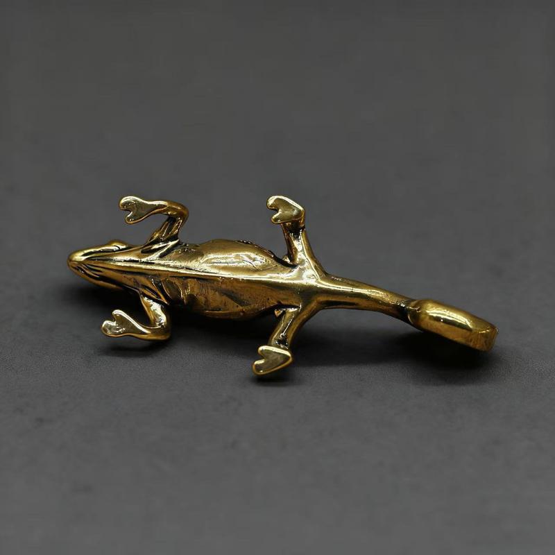Small Vintage Gecko Figure Antique Brass Animal Statue Decor for Living Room Tea Desk Office Desktop Home Ornament