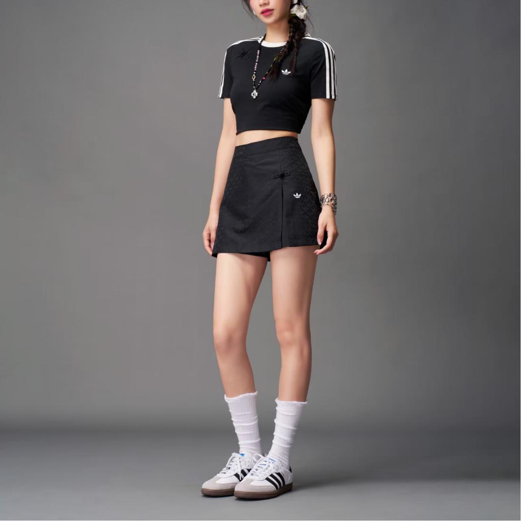 adidas Женская футболка Originals KC5851
