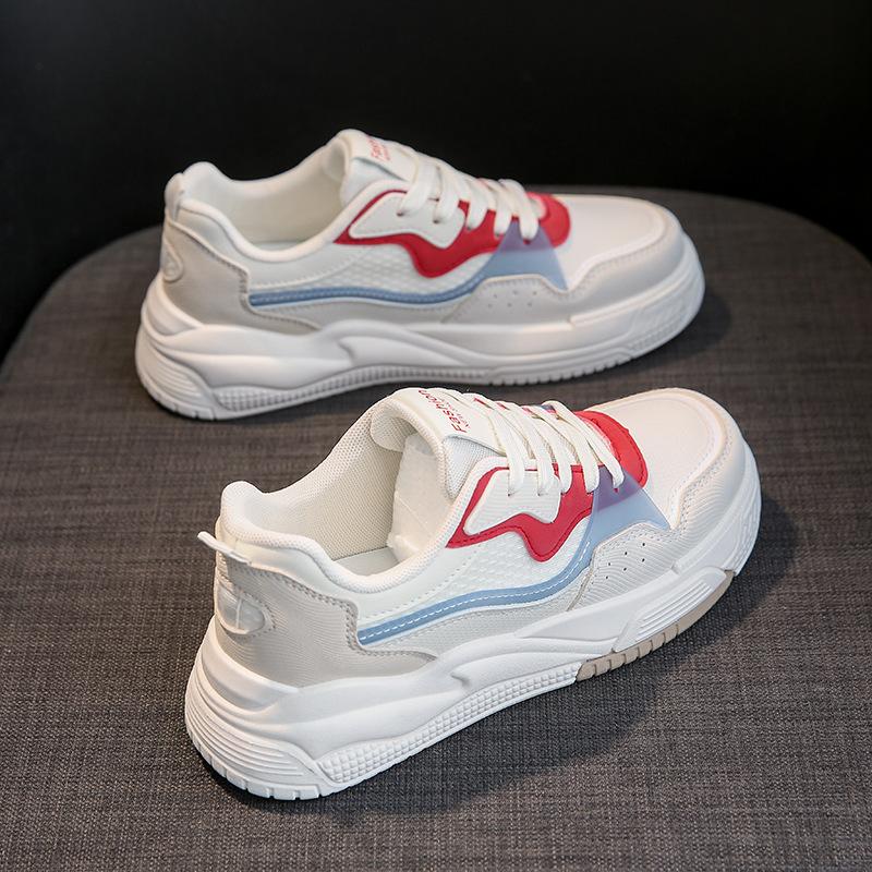 Весна Новая корейская версия Маленькие белые туфли для студентов Толстая подошва Кексы Повседневная обувь для доски