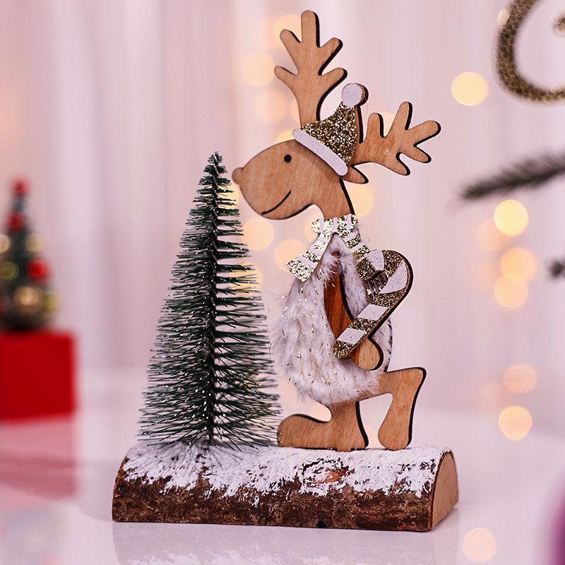Wooden Cedar Tree Ornament - Small Christmas Decoration Gift