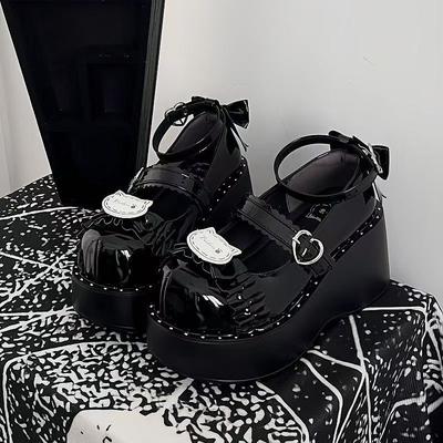 Знаменитость Xiaoxiangfeng новый темперамент легкие и удобные маленькие кожаные туфли 2024 года весна популярная повседневная универсальная юбка