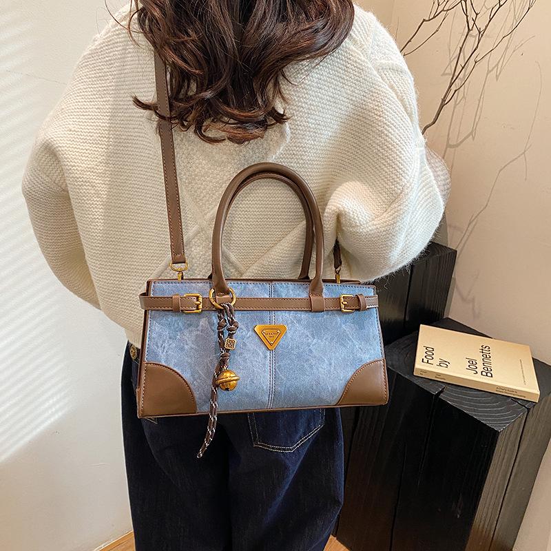 Внешний заказ высококачественная текстура портативная маленькая сумка женская 2025 новая трендовая темпераментная универсальная одноплечевая кроссбоди маленькая квадратная сумка