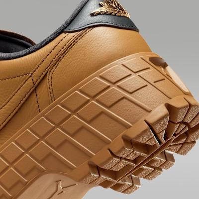 Женские кроссовки Nike Jordan 1 Low Brooklyn Wheat (Женский) Пшеничный/Командный красный/Металлический золотой/Антрацитовый