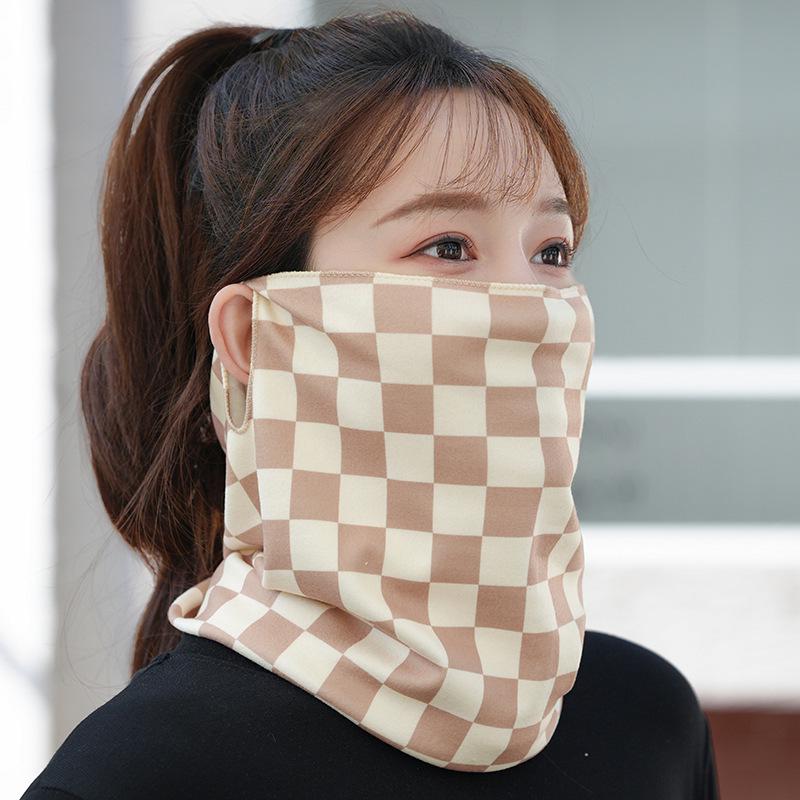 Women's Autumn & Winter Plush Face Mask Neck Protector: Windproof, Warm, and Versatile Scarf Set for Outdoor Cycling