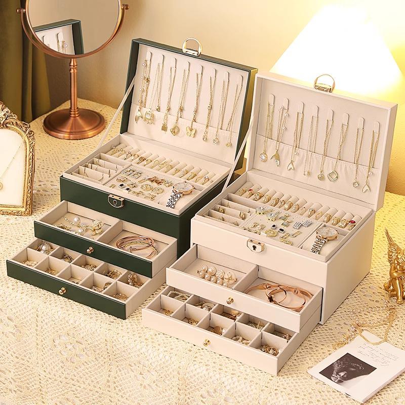 Luxurious Large-Capacity Jewelry Storage Box for Necklaces, Earrings, Bracelets, and Rings In Exquisite Gold Design.