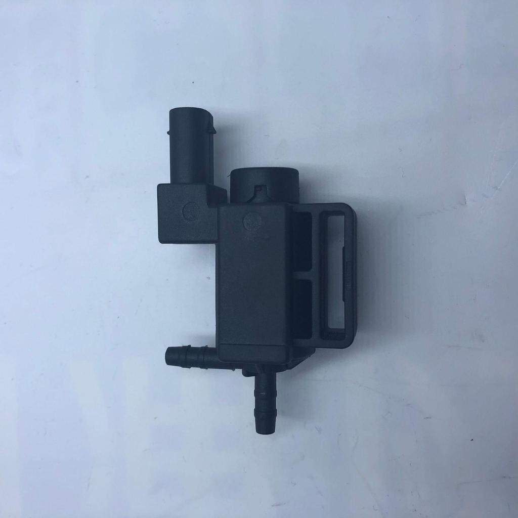 Mercedes-Benz W212/W218/C218/A207/C207 Intake Manifold Flap Valve 0025406897