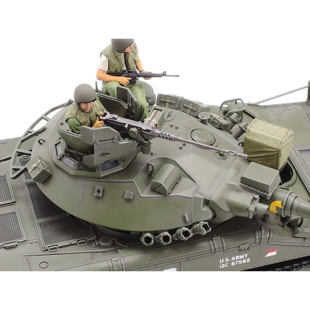 Tamiya 135 Военная миниатюра серии №365 Американский авиадесантный танк M551 Sheridan (война во Вьетнаме) Пластиковая модель 35365