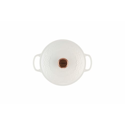 Signature Cocotte Round 20cm with Lace Relief, Cotton (Copper Toss)