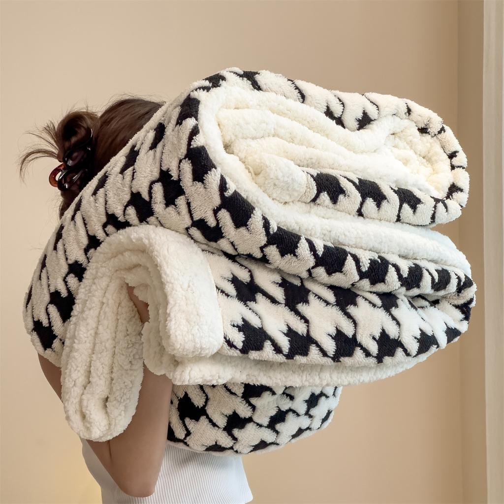 Houndstooth Pattern Spring Autumn Warm Fleece Blanket Cozy Soft Office Naps Sofa Bed Throw Blankets Jacquard Soft Plush Blanket
