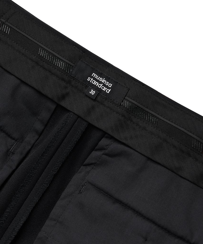 MUSINSA STANDARD Wool Blend Relaxed Tapered Hidden Banding Crop Slacks [Black]