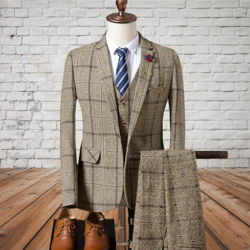 2024 Men's British Slim Plaid Three-Piece Suit: Trendy Autumn/Winter Fashion