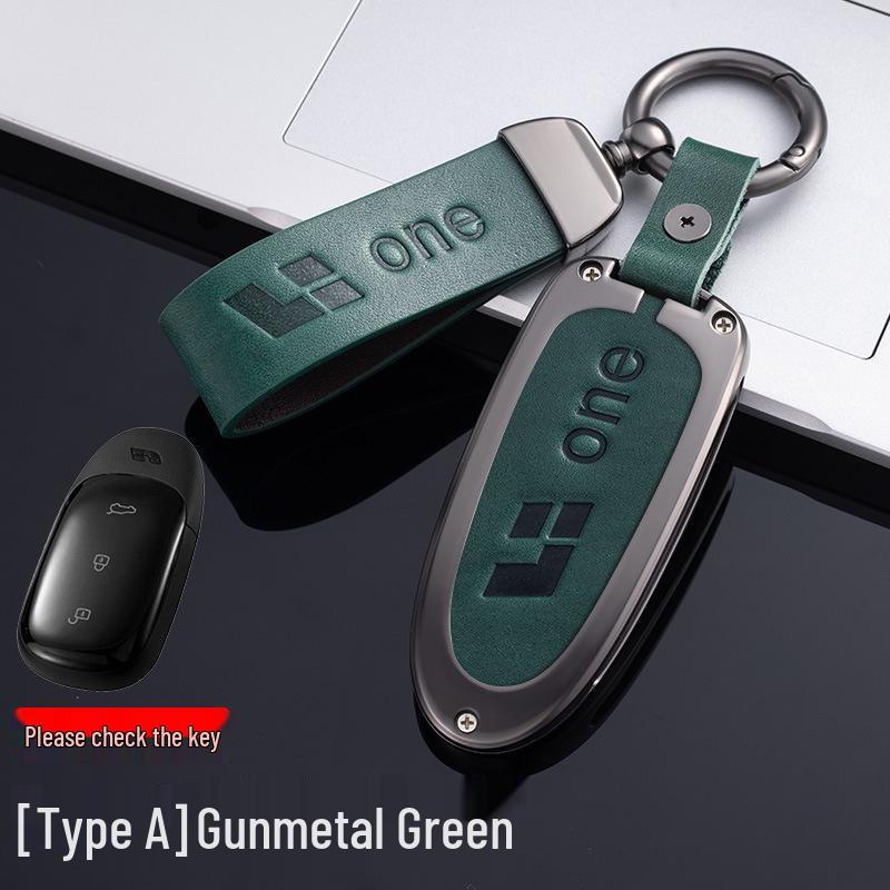 Ideal 2021 Car Key Protective Cover: Minimalist Metal Design for Both Men and Women