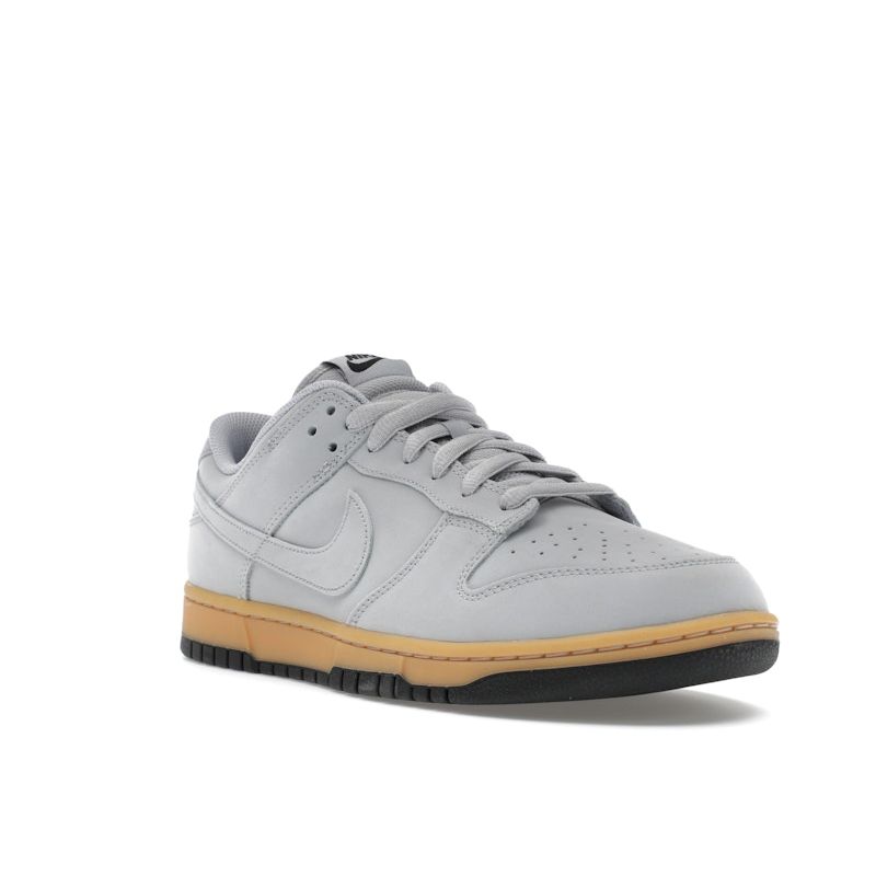Nike Кроссовки унисекс Dunk Low SE Wolf Grey Gum Gum-Yellow Black HQ1932-001