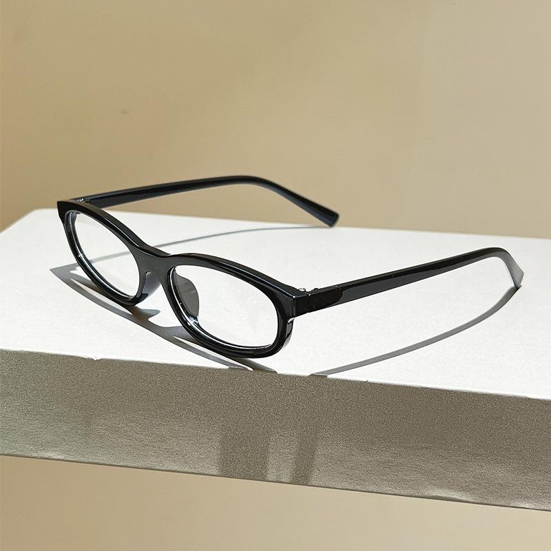 Blue Light Blocking Glasses High-Transmittance Fashion Clear Lens Glasses Small Oval Eyewear Trendy Retro Hip Hop Glasses