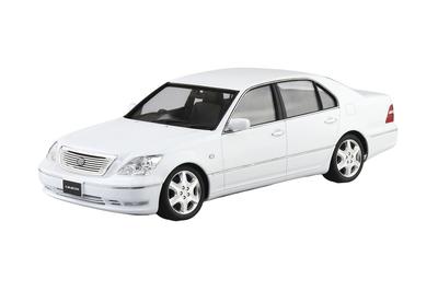 Aoshima Bunka Kyozai Модель автомобиля Toyota UCF31 Celsior Масштабная пластиковая модель (АОСИМА) '05 1/24