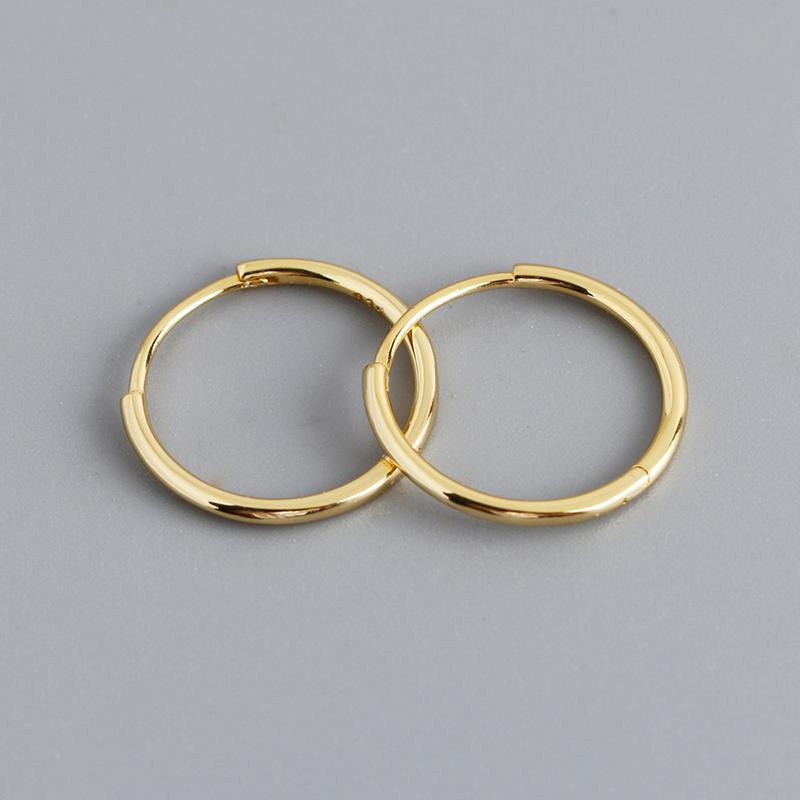 WANTME 925 Silver Fashion Simple Huggies Ear Buckle Accessories Minimalist Charm Ear Hoop Earrings for Women Jewelry