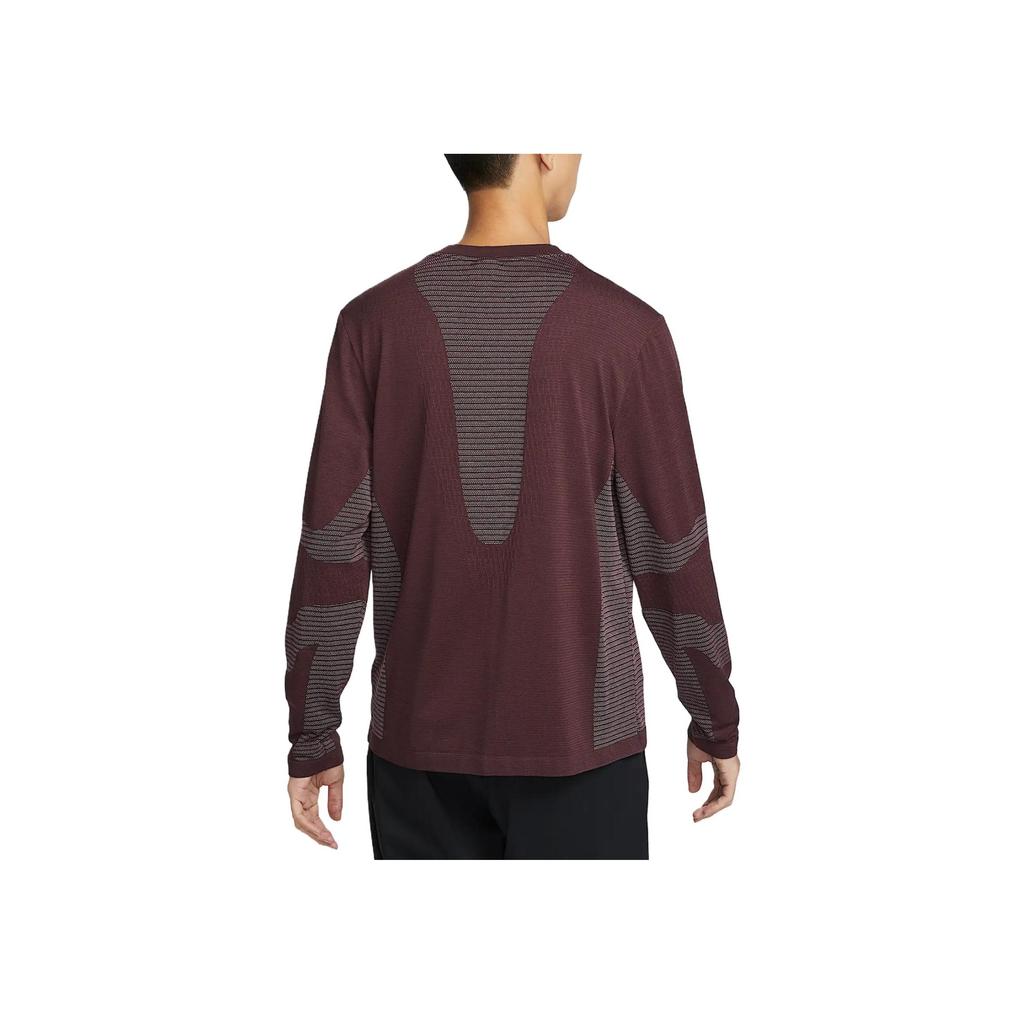 Nike ACG Dri-Fit Adv Удобная мягкая быстросохнущая футболка с круглым вырезом и длинным рукавом для мужчин, цвет яркий розовый FV8907-652